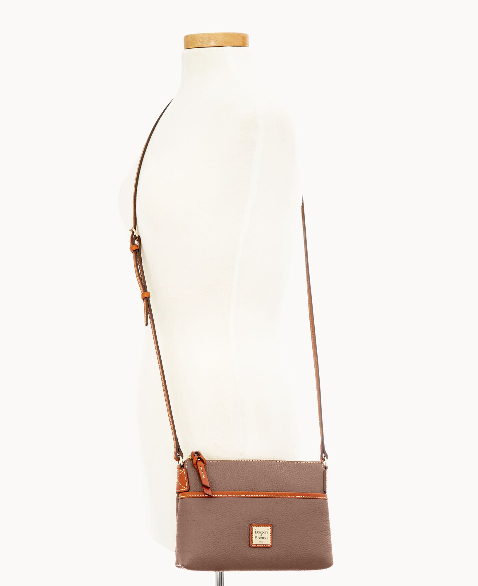 Pebble Grain Ginger Crossbody - Image 4