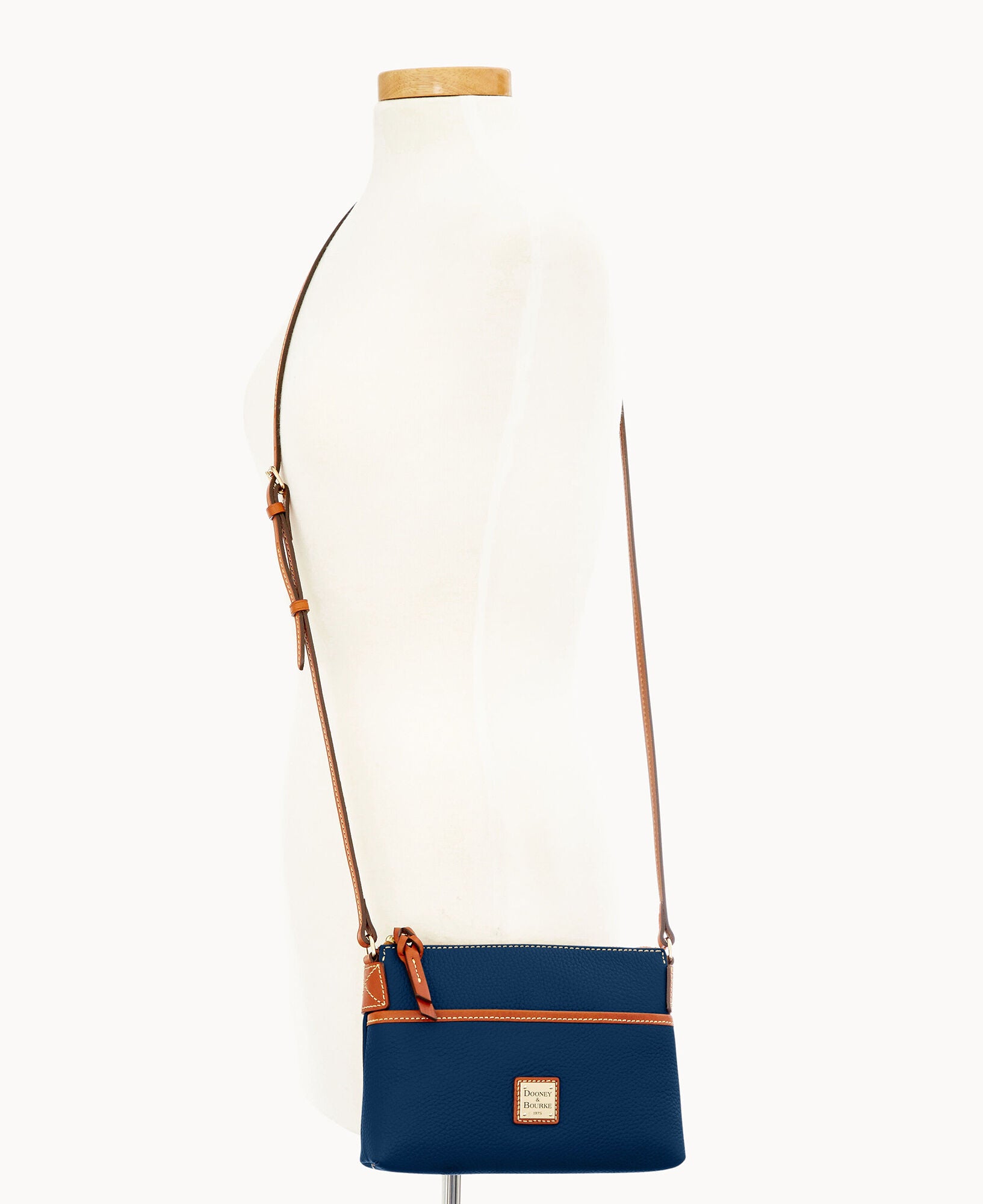 Pebble Grain Ginger Crossbody - Image 24