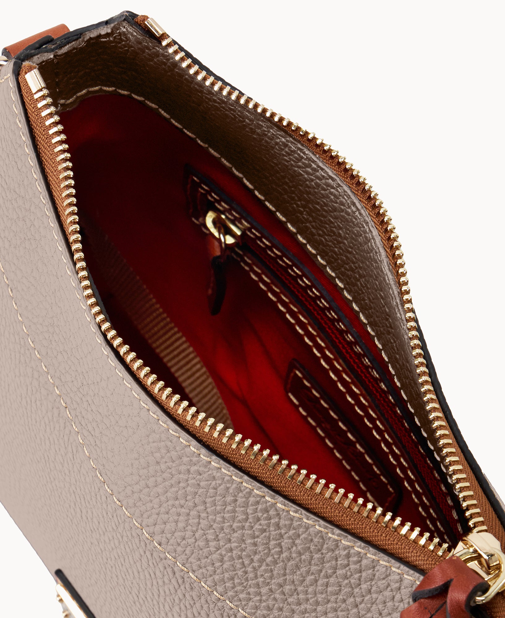 Pebble Grain Small Cassidy Crossbody - Image 15