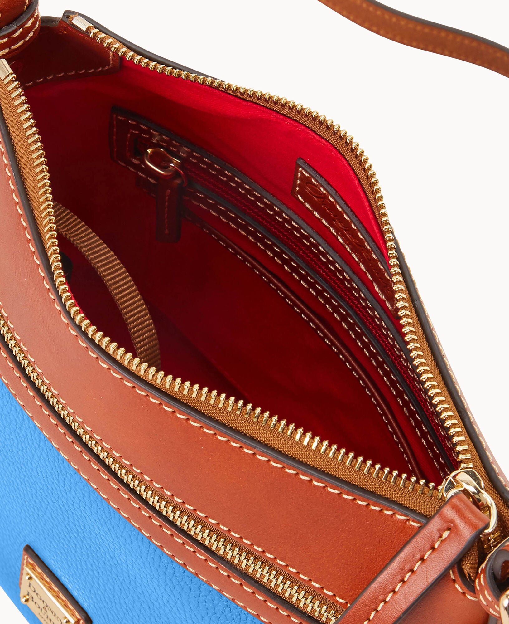 Pebble Grain Crossbody 25 - Image 7