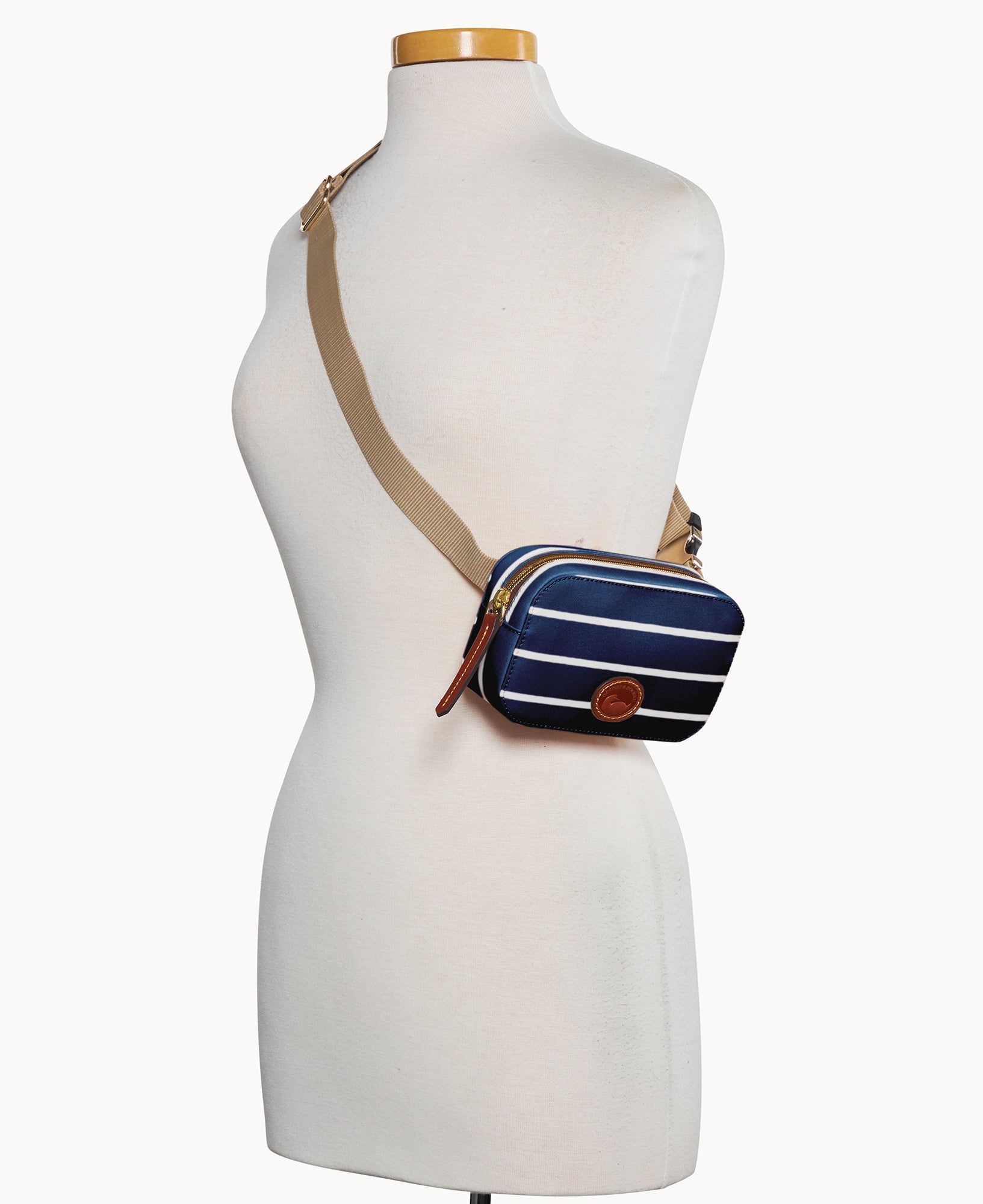 Eastham Belt Bag - Image 8