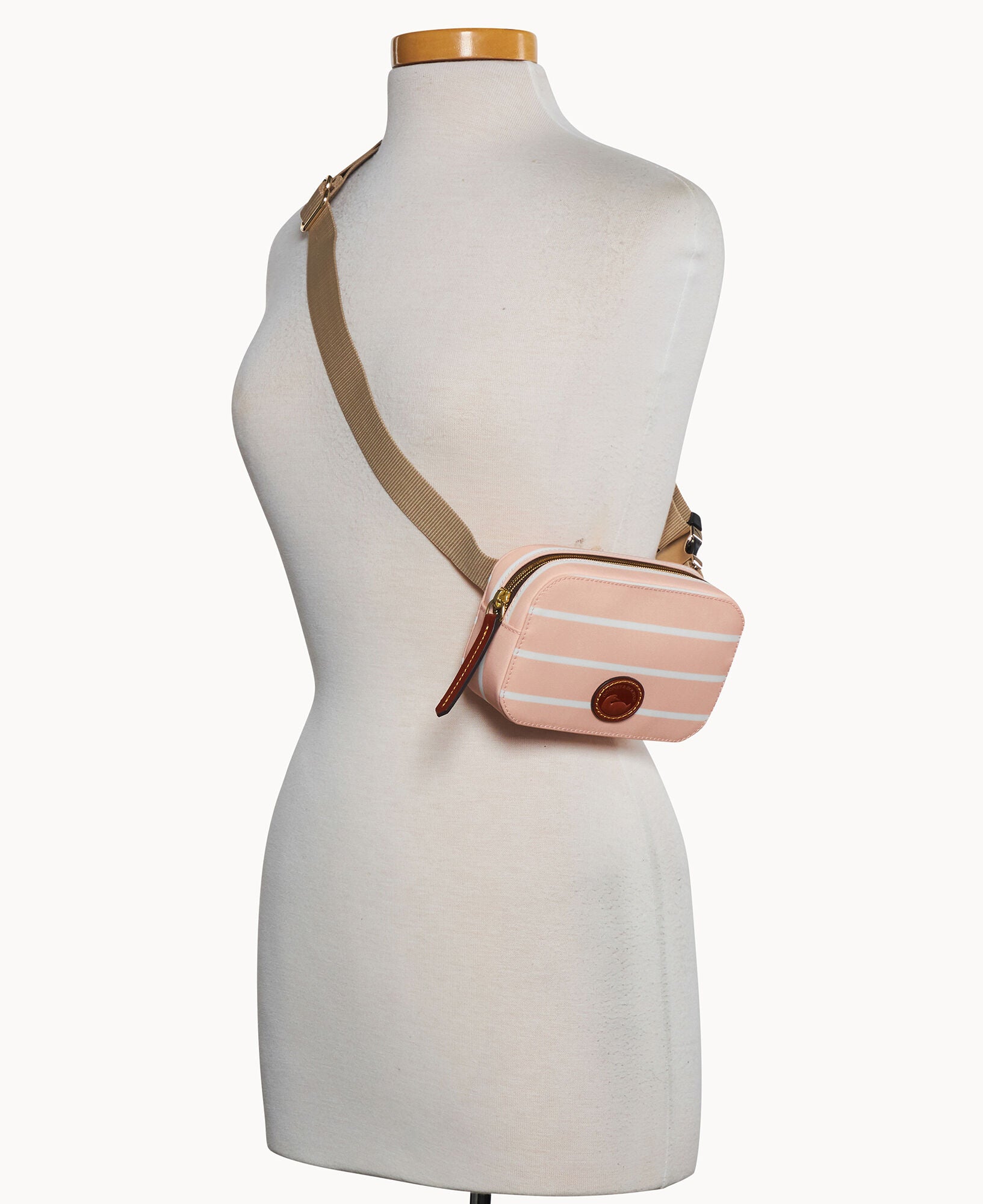 Eastham Belt Bag - Image 4