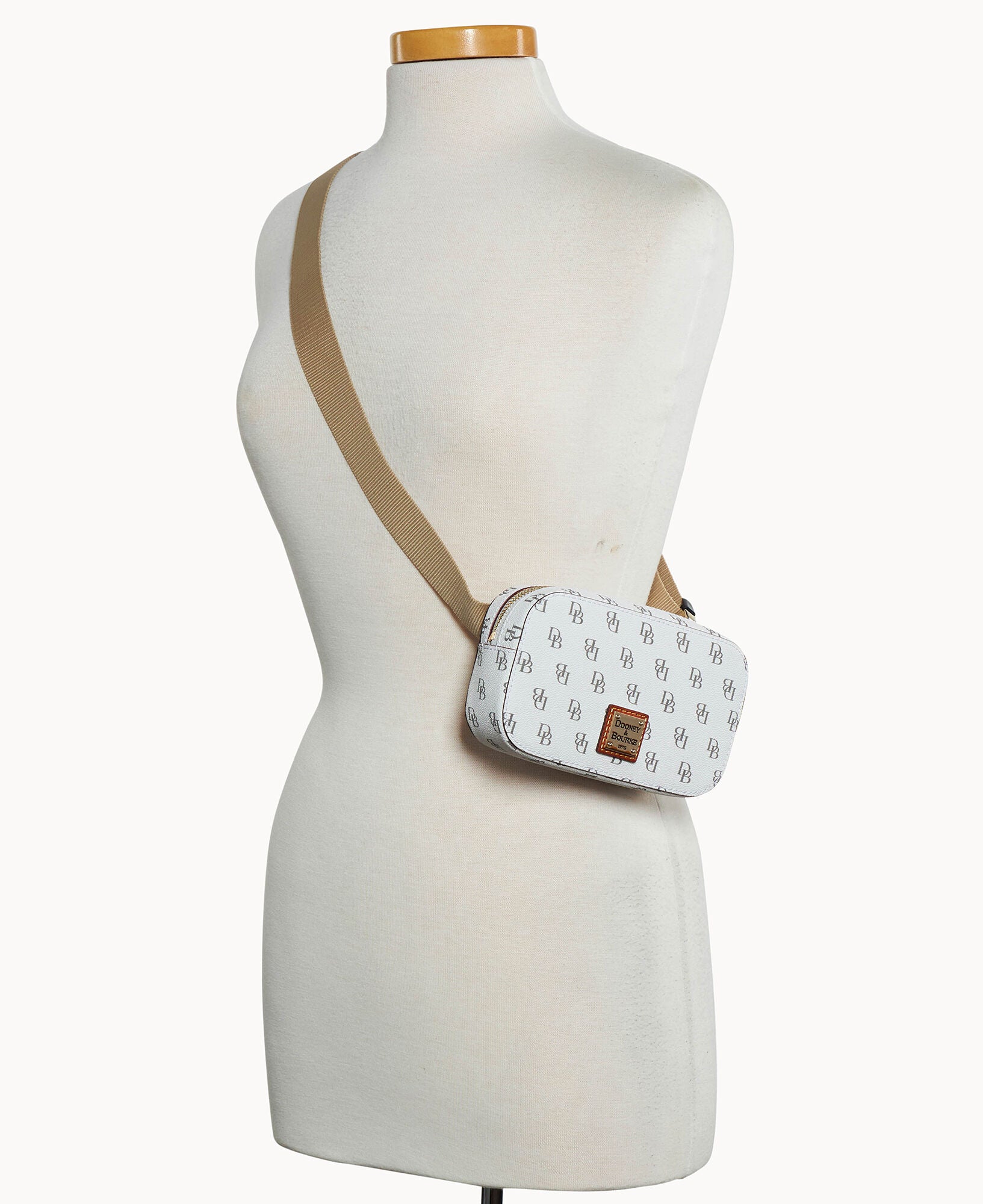 Gretta Belt Bag - Image 17