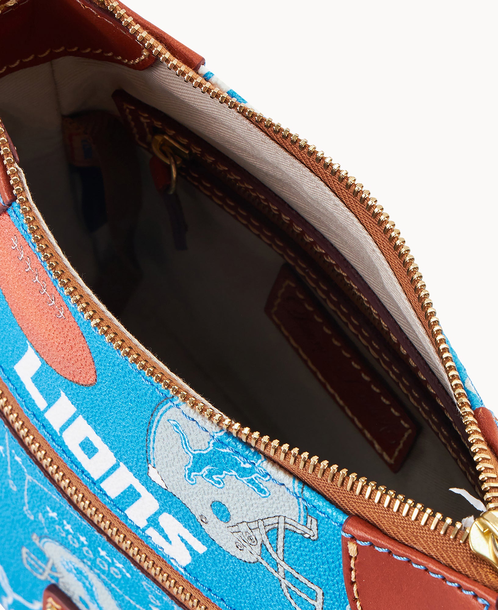 NFL Lions Front Zip Crossbody - Image 3