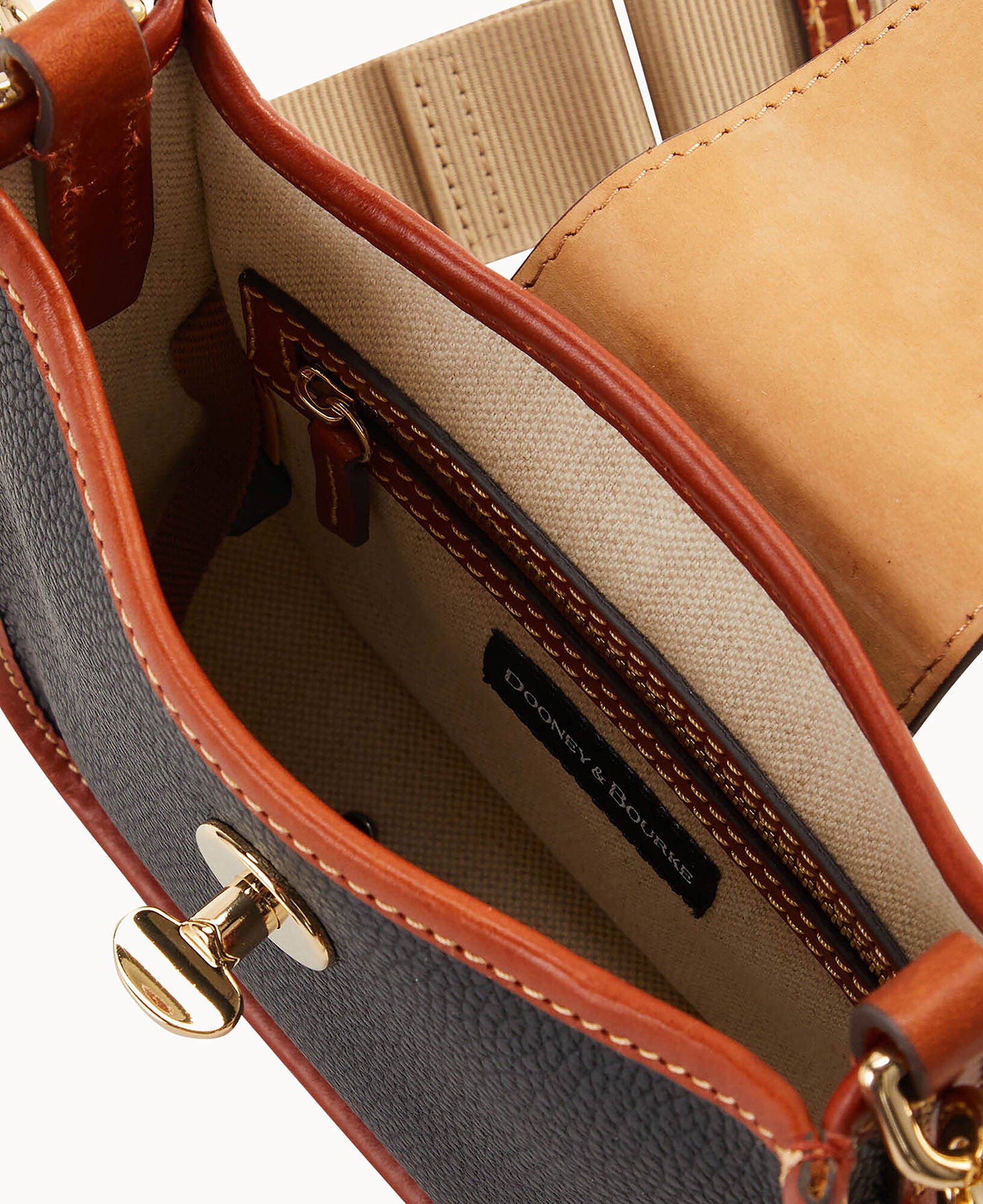Pebble Turnlock Messenger 20 - Image 8