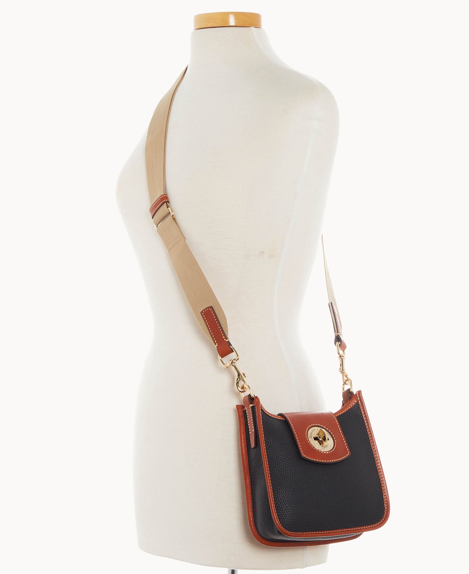 Pebble Turnlock Messenger 20 - Image 10