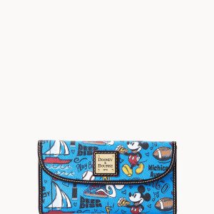 Disney Chicago 21 Clutch